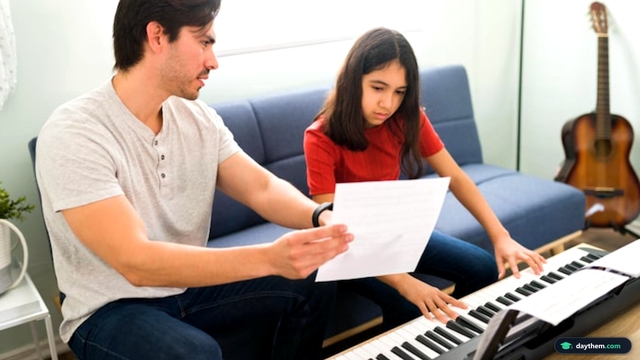 Có gia sư nào dạy piano tại nhà ở Hà Nội không