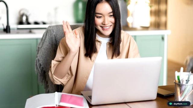 Có những trang web nào để học online cùng người lạ