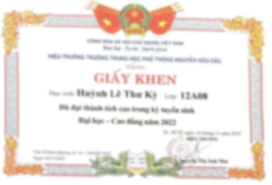 Bằng cấp của Trợ giảng trung tâm Huỳnh Lê Thư Kỳ Ismart