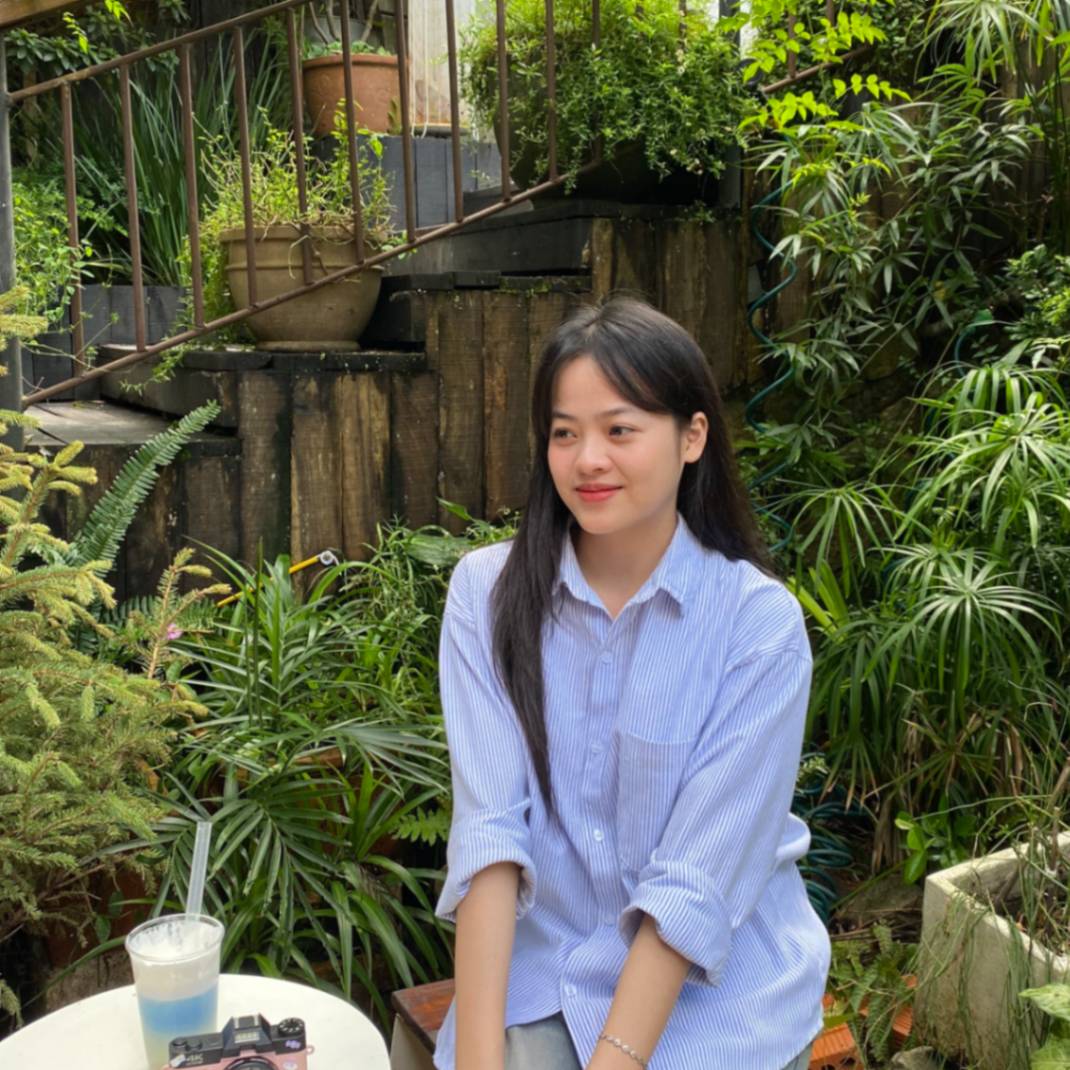 Sinh viên dạy kèm Nguyễn Thị Linh Đại học Kinh tế TP.HCM