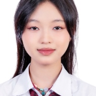 Sinh viên dạy kèm Lê Thuỵ Hồng Ngọc Trung tâm