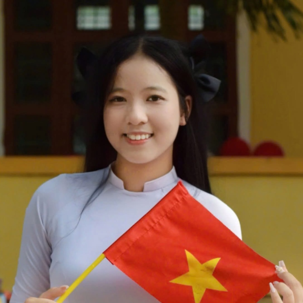 Sinh viên dạy kèm Nguyễn Thị Lâm Oanh nhà thờ ở địa phương
