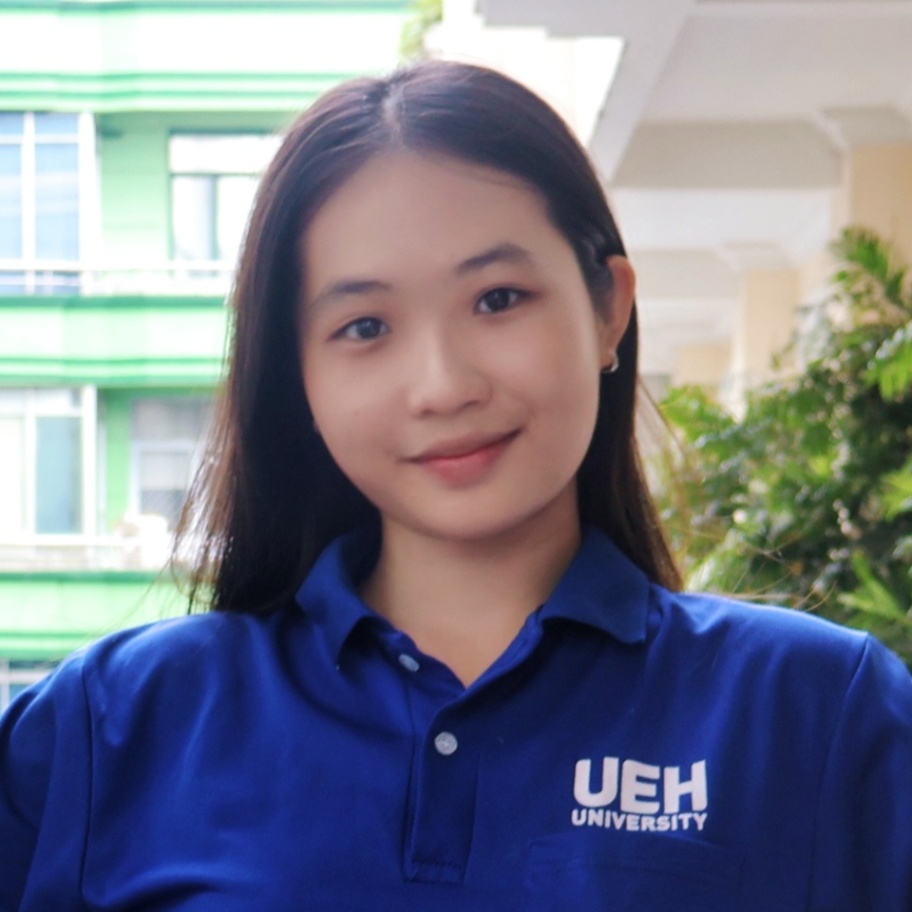 Sinh viên dạy kèm Nguyễn Thị Bích Vân UEH