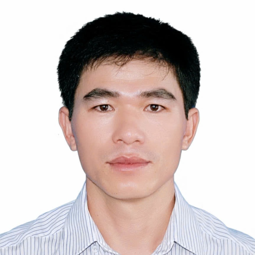 Giáo viên THPT Hồ Đạt Hải Trường THPT Chuyên Bình Long