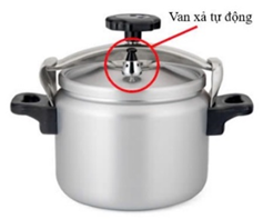 Một nồi áp suất có van xả tự động sẽ mở khi áp suất hơi trong nồi bằng 9 kPa. Ở 21 0C, hơi trong nồi có áp suất 2 500 Pa. Van xả tự động mở khi nhiệt độ của hơi trong nồi bằng (ảnh 1)