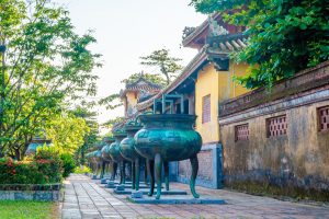Bộ đề thi cuối kì 2 Địa lý 9 cấu trúc mới có đáp án - Đề 6